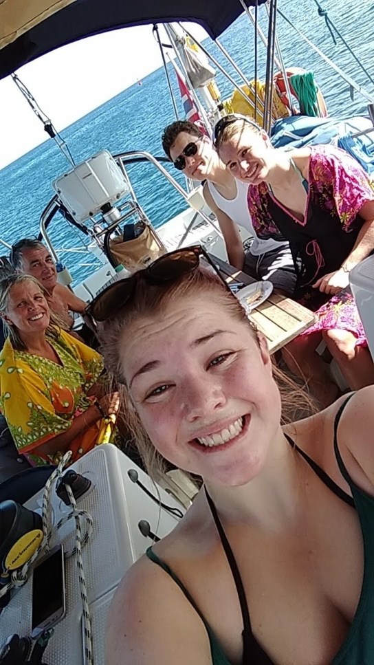 1. Forste frokost ombord