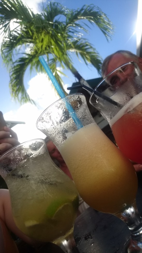 3. Gode romdrinker i Anse Mitan